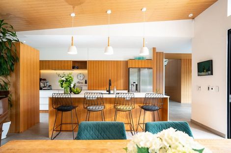 Photo of property in 17 Kim Street, Khandallah, Wellington, 6035