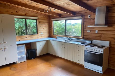 Photo of property in 17 Ivy Terrace, Moana, 7872