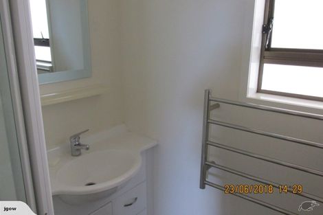 Photo of property in 8a Ford Avenue, Te Kamo, Whangarei, 0112