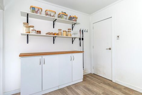 Photo of property in 17 Parsonage Road, Waimate, 7924