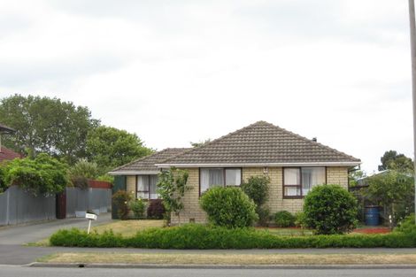 Photo of property in 471 Mairehau Road, Parklands, Christchurch, 8083