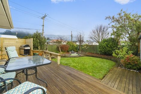 Photo of property in 21 Rata Street, Wainuiomata, Lower Hutt, 5014
