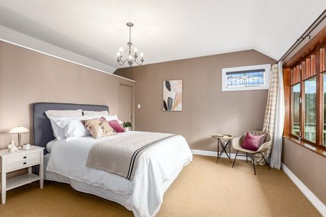 Photo of property in 335 Muritai Road, Eastbourne, Lower Hutt, 5013