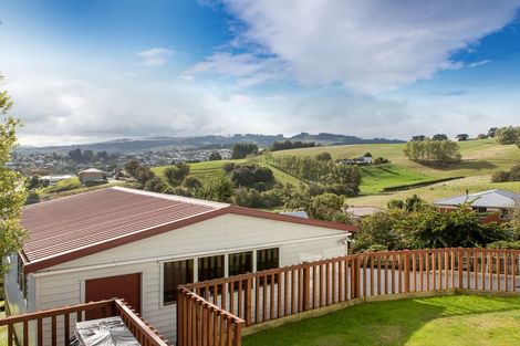 Photo of property in 12 Allen Road, Green Island, Dunedin, 9018