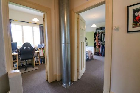 Photo of property in 1 Hertnon Street, West End, Timaru, 7910