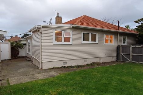 Photo of property in 31 Parata Street, Hokowhitu, Palmerston North, 4410