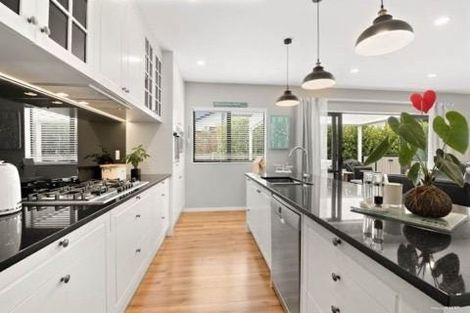 Photo of property in 11 Parkview Drive, Gulf Harbour, Whangaparaoa, 0930