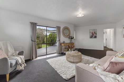 Photo of property in 27 Winton Street, Paraparaumu Beach, Paraparaumu, 5032