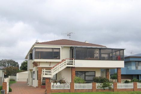 Photo of property in 118 Marine Parade, Mount Maunganui, 3116