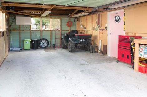 Photo of property in 12 Allen Road, Green Island, Dunedin, 9018