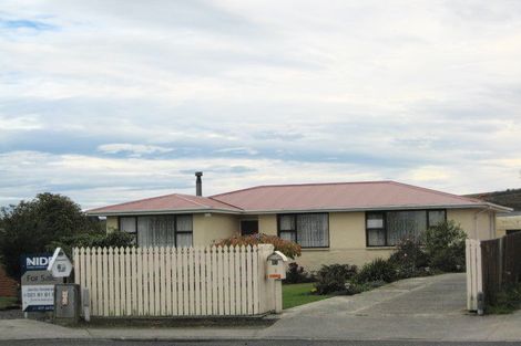 Photo of property in 31 Totara Avenue, Balclutha, 9230