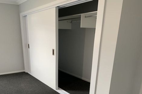 Photo of property in 28 Koru Loop, Paraparaumu, 5032