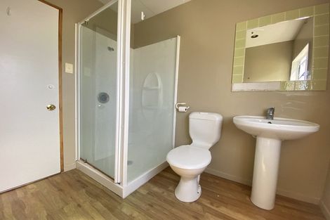 Photo of property in 32 Avalon Crescent, Fernhill, Queenstown, 9300