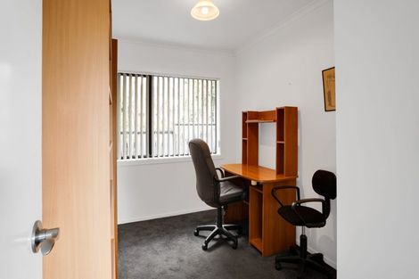 Photo of property in 6 Elizabeth Grove, Stratford, 4332