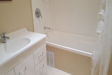 Photo of property in 820/12 Northcross Drive, Oteha, Auckland, 0632