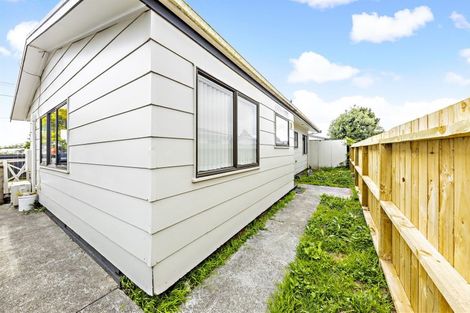 Photo of property in 1/41 Station Road, Takanini, 2112