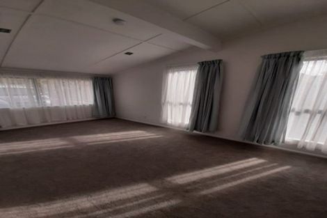 Photo of property in 2/41 Charles Dickens Drive, Mellons Bay, Auckland, 2014