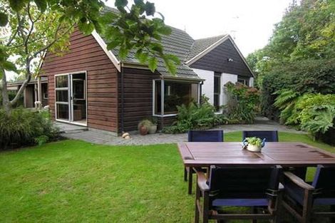 Photo of property in 11a Kaputone Place, Belfast, Christchurch, 8051