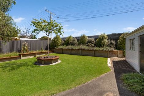 Photo of property in 15 Mason Terrace, Gonville, Whanganui, 4501
