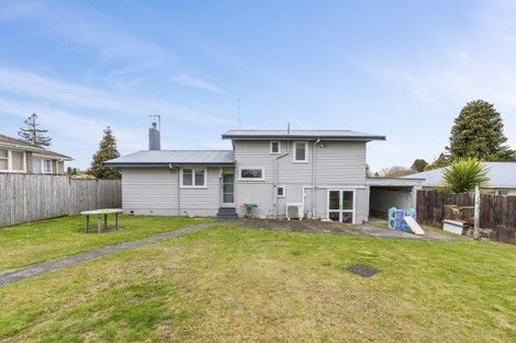Photo of property in 98 Elizabeth Drive, Tokoroa, 3420