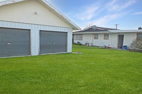 Photo of property in 76 Cook Street, Foxton, 4814