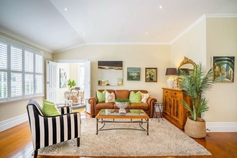 Photo of property in 18a Richmond Avenue, Northcote Point, Auckland, 0627