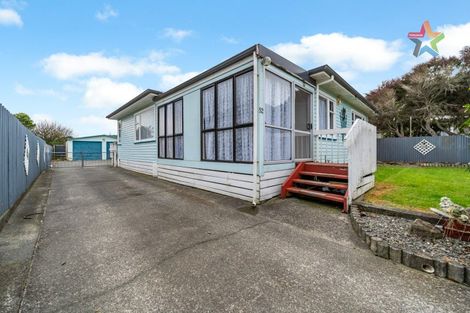 Photo of property in 52 Russell Road, Wainuiomata, Lower Hutt, 5014