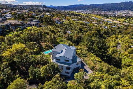 Photo of property in 13 Avonlea Grove, Belmont, Lower Hutt, 5010