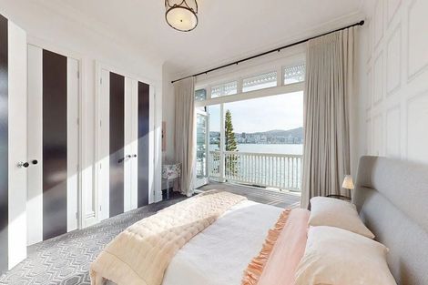 Photo of property in 322 Oriental Parade, Oriental Bay, Wellington, 6011