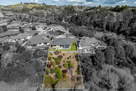 Photo of property in 162 Oteki Park Drive, Welcome Bay, Tauranga, 3112