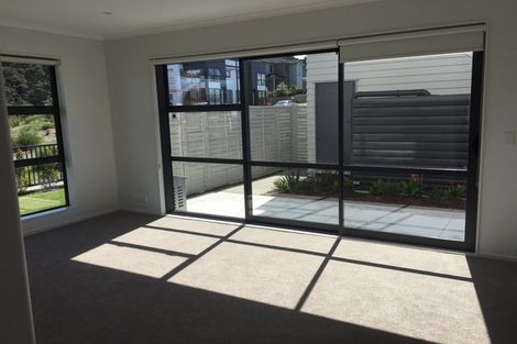 Photo of property in 51 Eugenia Rise, Totara Heights, Auckland, 2105