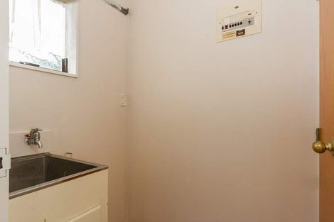 Photo of property in 81 Astley Avenue, New Lynn, Auckland, 0600