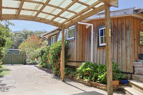 Photo of property in 22 Pohue Creek Road, Waiomu, Thames, 3575