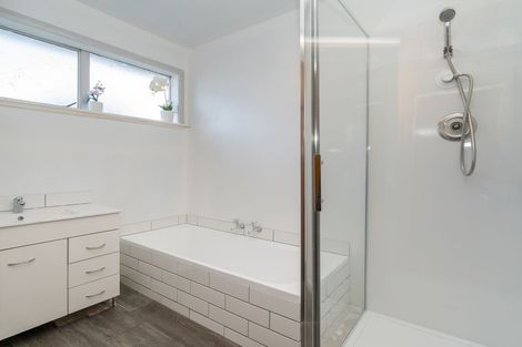 Photo of property in 72 Centennial Avenue, Helensburgh, Dunedin, 9010