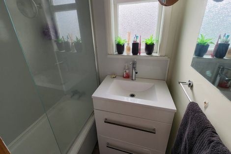 Photo of property in 16 Verel Street, Fairfield, Hamilton, 3214