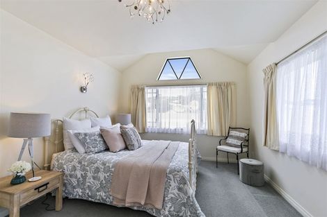 Photo of property in 15a The Quadrant, Miramar, Wellington, 6022