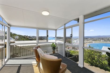 Photo of property in 59 Houghton Bay Road, Houghton Bay, Wellington, 6023