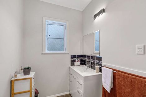 Photo of property in 6 Gunn Street, Gonville, Whanganui, 4501