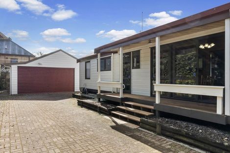 Photo of property in 25 Madill Road, St Andrews, Hamilton, 3200