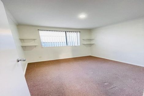 Photo of property in 11 Marblewood Grove, Pukekohe, 2120