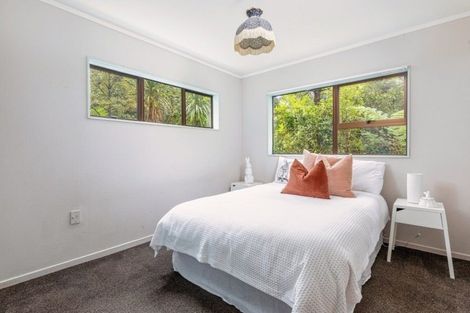Photo of property in 56 Tanekaha Road, Titirangi, Auckland, 0604
