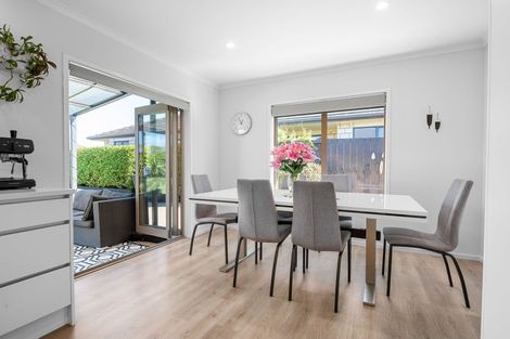 Photo of property in 9 Shalimar Place, Huntington, Hamilton, 3210