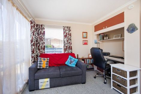 Photo of property in 71 Fairview Avenue, Feilding, 4702