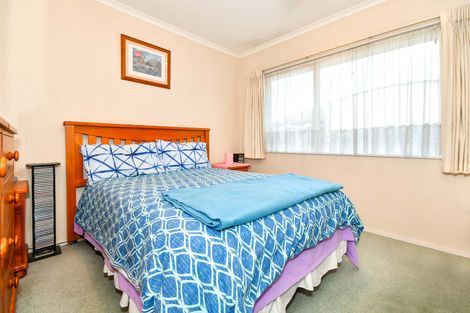 Photo of property in 83 Rushgreen Avenue, Pahurehure, Papakura, 2113