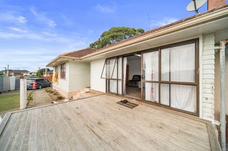 Photo of property in 12 Bolton Place, Otara, Auckland, 2023