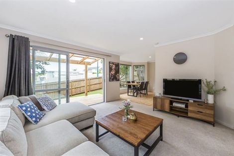 Photo of property in 4b Voyager Drive, Gulf Harbour, Whangaparaoa, 0930