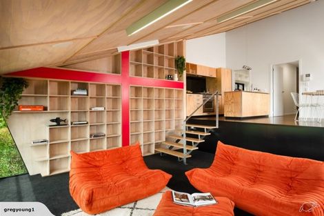 Photo of property in 6 Craigieburn Lane, Mount Pleasant, Christchurch, 8081