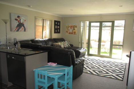 Photo of property in 25 Midshipman Court, Gulf Harbour, Whangaparaoa, 0930