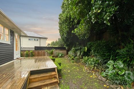Photo of property in 1/697 Great North Road, Grey Lynn, Auckland, 1021