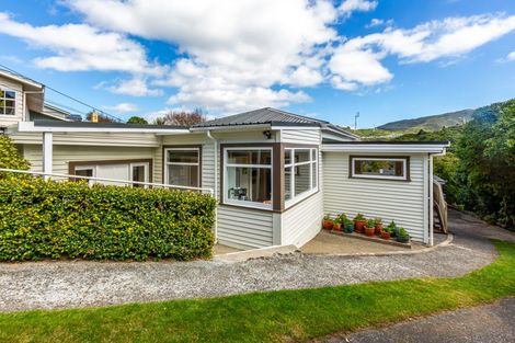 Photo of property in 10 Imlay Crescent, Ngaio, Wellington, 6035